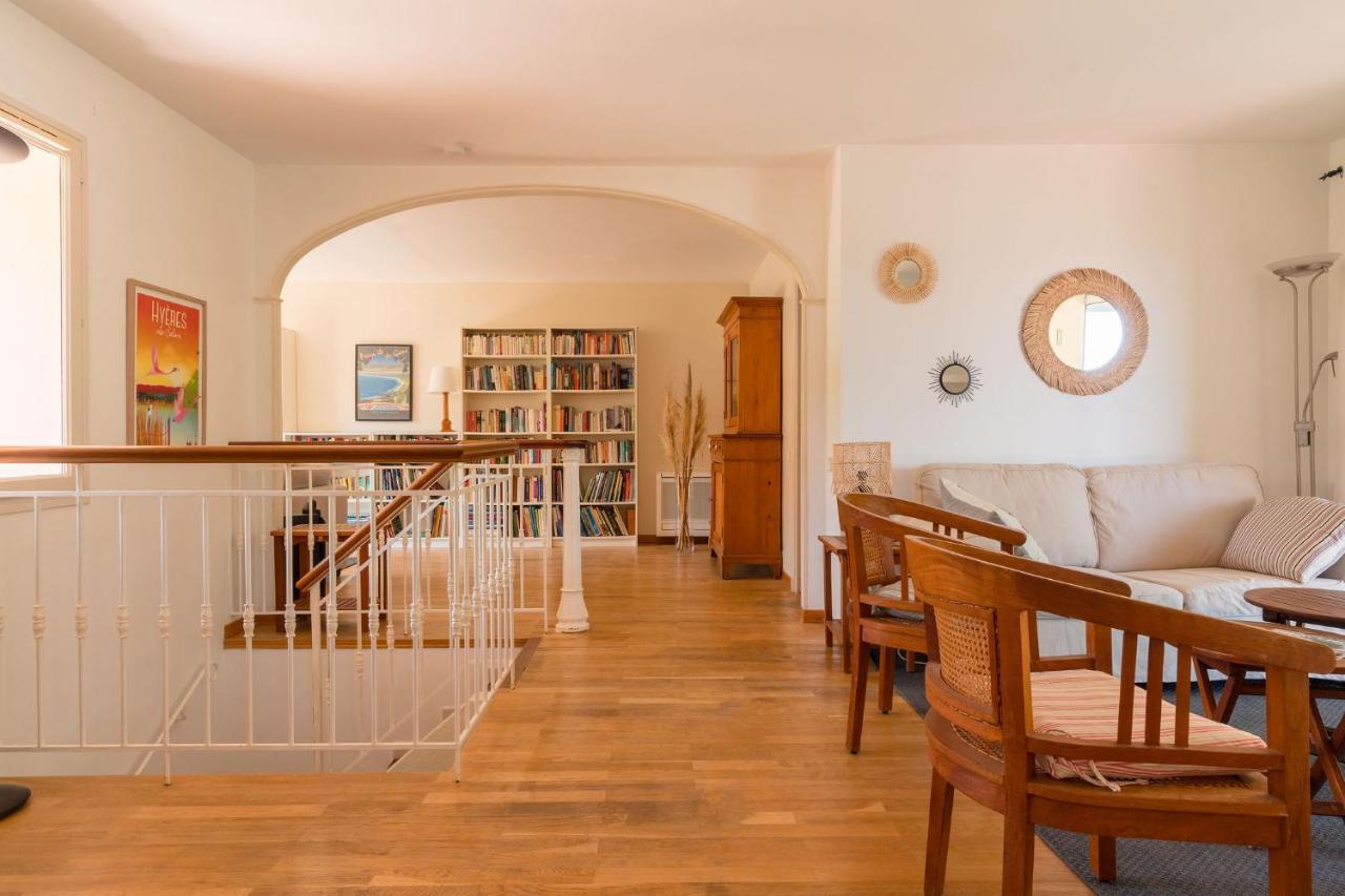 הייר Villa Vue Mer Presqu'Ile De Giens Avec Piscine מראה חיצוני תמונה